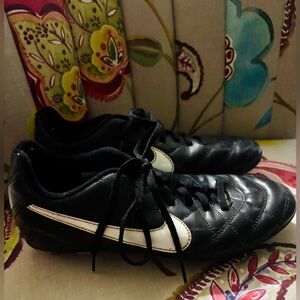 Nike Black and White Soccer Cleats size 6 youth